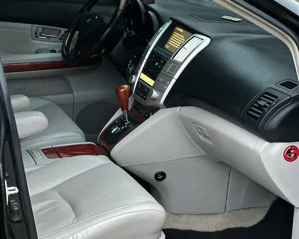 Черный Лексус РХ, объемом двигателя 3.5 л и пробегом 233 тыс. км за 11499 $, фото 26 на Automoto.ua