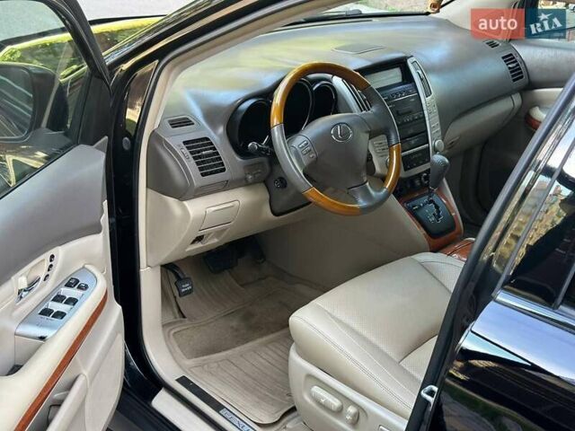 Черный Лексус РХ, объемом двигателя 3.5 л и пробегом 235 тыс. км за 10600 $, фото 3 на Automoto.ua