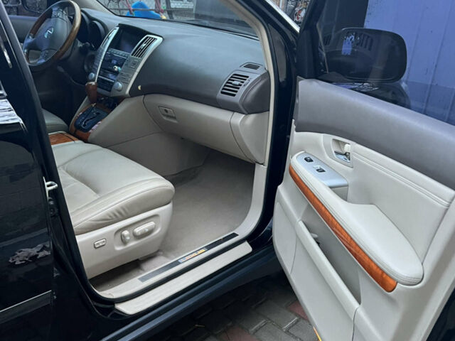 Черный Лексус РХ, объемом двигателя 3.46 л и пробегом 120 тыс. км за 13700 $, фото 6 на Automoto.ua