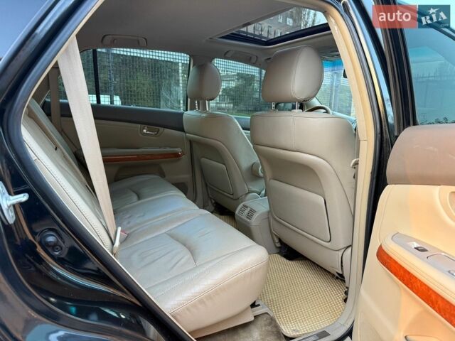 Черный Лексус РХ, объемом двигателя 3.5 л и пробегом 250 тыс. км за 8600 $, фото 7 на Automoto.ua