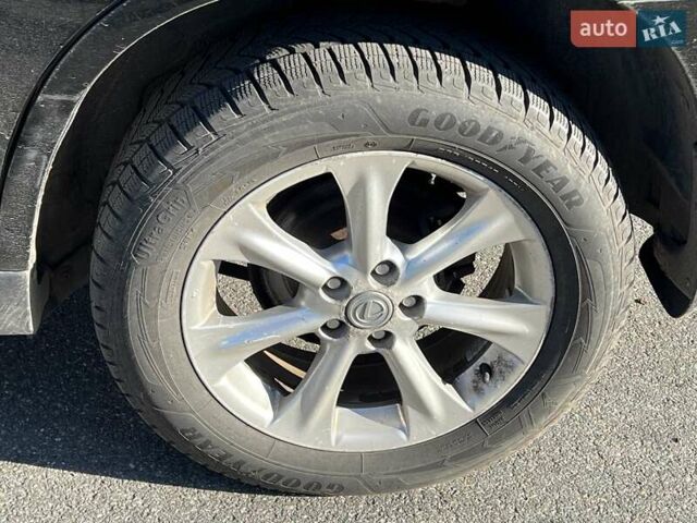 Черный Лексус РХ, объемом двигателя 3.46 л и пробегом 320 тыс. км за 9700 $, фото 13 на Automoto.ua