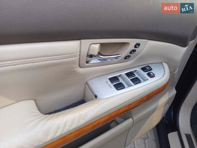 Черный Лексус РХ, объемом двигателя 3.46 л и пробегом 372 тыс. км за 10800 $, фото 24 на Automoto.ua