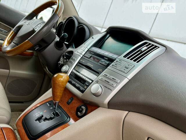 Черный Лексус РХ, объемом двигателя 3.46 л и пробегом 173 тыс. км за 11800 $, фото 51 на Automoto.ua