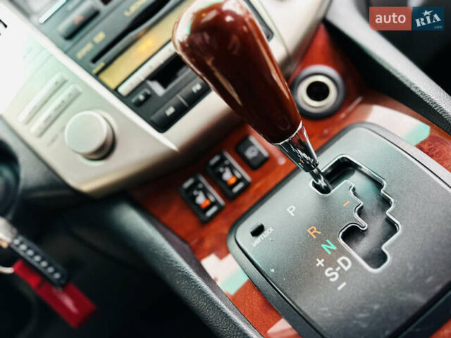 Черный Лексус РХ, объемом двигателя 3.5 л и пробегом 221 тыс. км за 11800 $, фото 85 на Automoto.ua