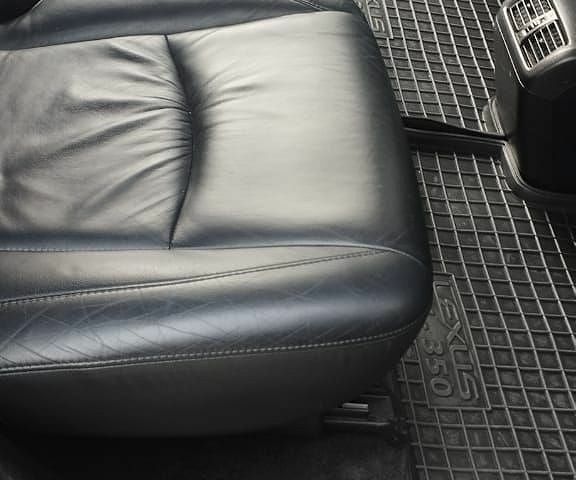 Черный Лексус РХ, объемом двигателя 3.5 л и пробегом 113 тыс. км за 12416 $, фото 2 на Automoto.ua