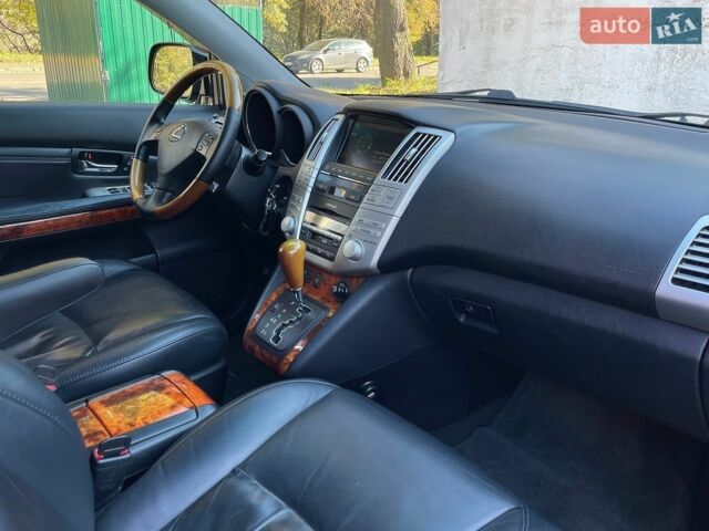 Черный Лексус РХ, объемом двигателя 3.5 л и пробегом 205 тыс. км за 11500 $, фото 17 на Automoto.ua