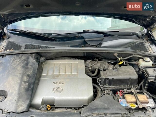 Черный Лексус РХ, объемом двигателя 3.5 л и пробегом 260 тыс. км за 12500 $, фото 31 на Automoto.ua