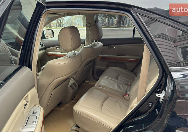Черный Лексус РХ, объемом двигателя 3.5 л и пробегом 200 тыс. км за 11400 $, фото 7 на Automoto.ua
