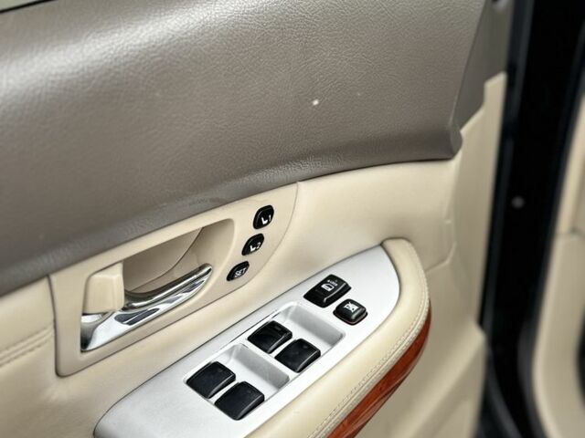 Черный Лексус РХ, объемом двигателя 3.5 л и пробегом 250 тыс. км за 9799 $, фото 23 на Automoto.ua