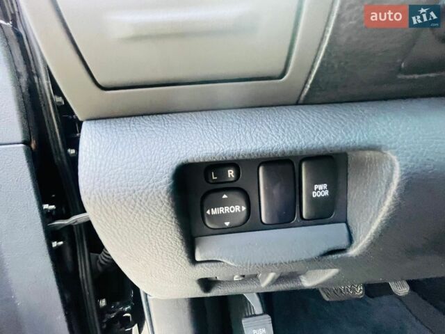Черный Лексус РХ, объемом двигателя 3.46 л и пробегом 96 тыс. км за 13700 $, фото 52 на Automoto.ua
