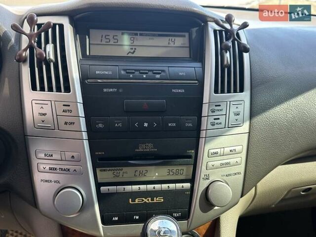 Черный Лексус РХ, объемом двигателя 3.3 л и пробегом 269 тыс. км за 11788 $, фото 14 на Automoto.ua