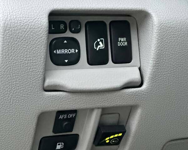 Черный Лексус РХ, объемом двигателя 3.5 л и пробегом 233 тыс. км за 11499 $, фото 23 на Automoto.ua