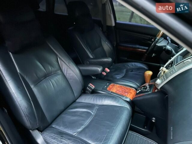 Черный Лексус РХ, объемом двигателя 3.46 л и пробегом 225 тыс. км за 12500 $, фото 28 на Automoto.ua