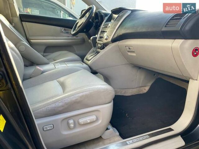 Черный Лексус РХ, объемом двигателя 3.31 л и пробегом 297 тыс. км за 9499 $, фото 13 на Automoto.ua