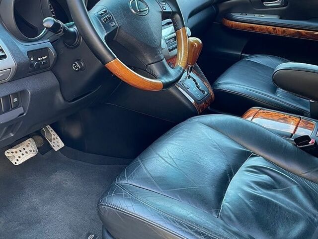 Черный Лексус РХ, объемом двигателя 3.5 л и пробегом 205 тыс. км за 11500 $, фото 11 на Automoto.ua