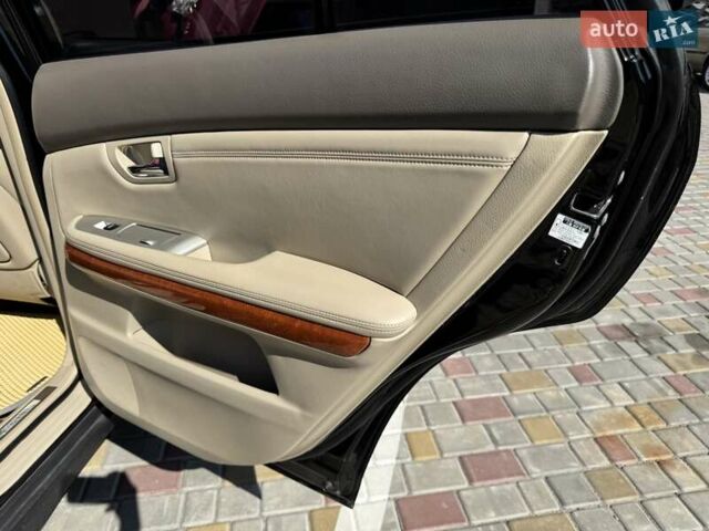 Черный Лексус РХ, объемом двигателя 3.46 л и пробегом 267 тыс. км за 13500 $, фото 29 на Automoto.ua