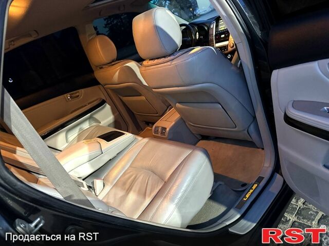 Черный Лексус РХ, объемом двигателя 3.5 л и пробегом 247 тыс. км за 9999 $, фото 10 на Automoto.ua