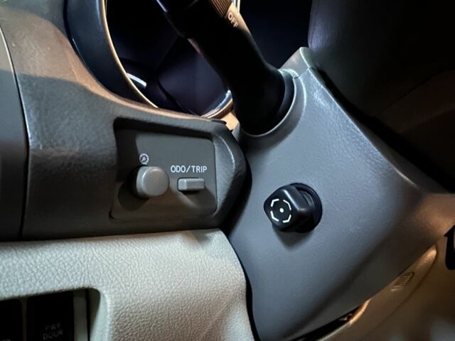 Черный Лексус РХ, объемом двигателя 3.5 л и пробегом 182 тыс. км за 12300 $, фото 17 на Automoto.ua