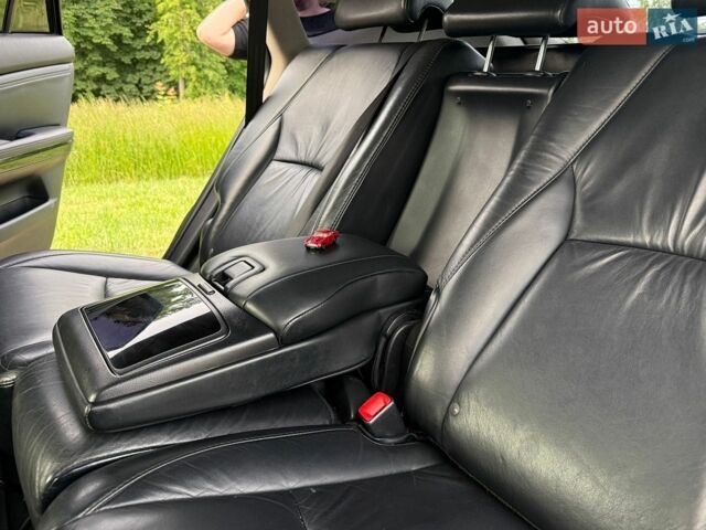 Чорний Лексус РХ, об'ємом двигуна 3.46 л та пробігом 235 тис. км за 9999 $, фото 7 на Automoto.ua