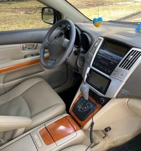 Черный Лексус РХ, объемом двигателя 3.46 л и пробегом 248 тыс. км за 12500 $, фото 4 на Automoto.ua