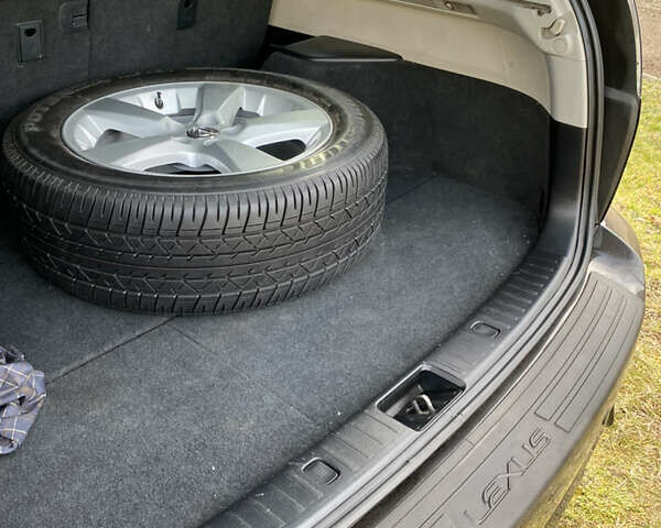 Черный Лексус РХ, объемом двигателя 3.46 л и пробегом 167 тыс. км за 13800 $, фото 18 на Automoto.ua