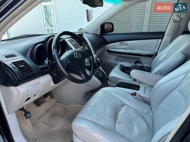 Черный Лексус РХ, объемом двигателя 3.46 л и пробегом 246 тыс. км за 8300 $, фото 9 на Automoto.ua
