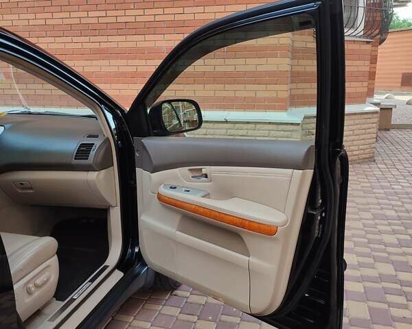 Черный Лексус РХ, объемом двигателя 3.46 л и пробегом 235 тыс. км за 13300 $, фото 10 на Automoto.ua