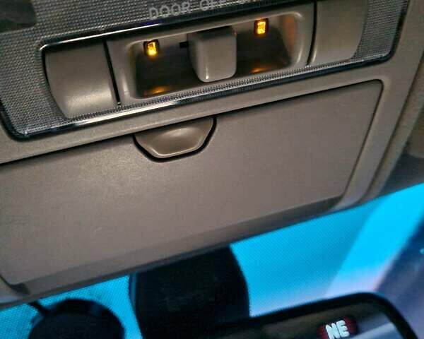 Черный Лексус РХ, объемом двигателя 3.5 л и пробегом 266 тыс. км за 10700 $, фото 20 на Automoto.ua