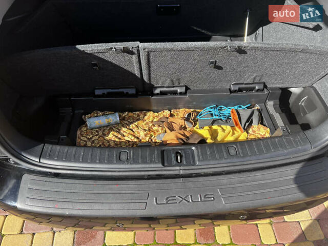 Черный Лексус РХ, объемом двигателя 3.46 л и пробегом 270 тыс. км за 12450 $, фото 59 на Automoto.ua