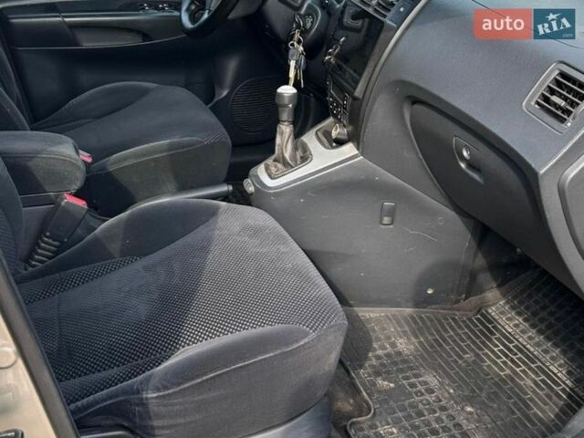 Чорний Лексус РХ, об'ємом двигуна 3.46 л та пробігом 246 тис. км за 10800 $, фото 4 на Automoto.ua