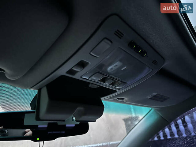 Черный Лексус РХ, объемом двигателя 3.46 л и пробегом 217 тыс. км за 14500 $, фото 61 на Automoto.ua