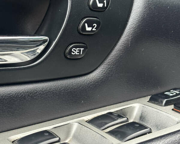 Черный Лексус РХ, объемом двигателя 3.46 л и пробегом 195 тыс. км за 11950 $, фото 149 на Automoto.ua