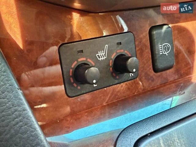 Черный Лексус РХ, объемом двигателя 3.46 л и пробегом 183 тыс. км за 10500 $, фото 17 на Automoto.ua