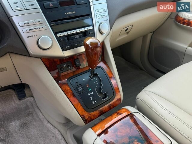 Черный Лексус РХ, объемом двигателя 3.46 л и пробегом 105 тыс. км за 11000 $, фото 18 на Automoto.ua