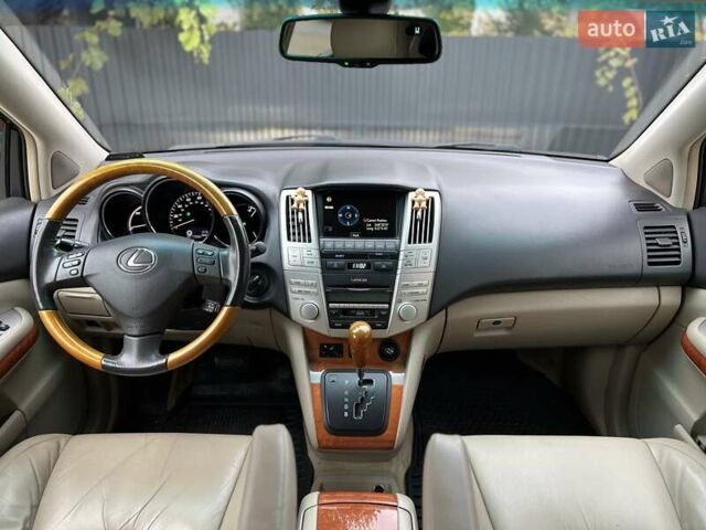Черный Лексус РХ, объемом двигателя 3.3 л и пробегом 172 тыс. км за 12500 $, фото 28 на Automoto.ua