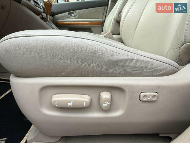 Черный Лексус РХ, объемом двигателя 3.46 л и пробегом 106 тыс. км за 12700 $, фото 47 на Automoto.ua