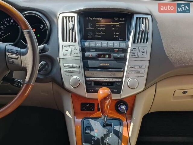 Черный Лексус РХ, объемом двигателя 3.5 л и пробегом 187 тыс. км за 11390 $, фото 16 на Automoto.ua