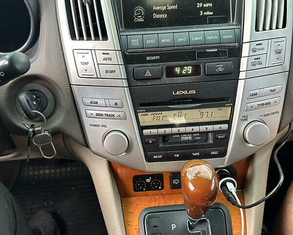 Черный Лексус РХ, объемом двигателя 3.5 л и пробегом 290 тыс. км за 10000 $, фото 5 на Automoto.ua