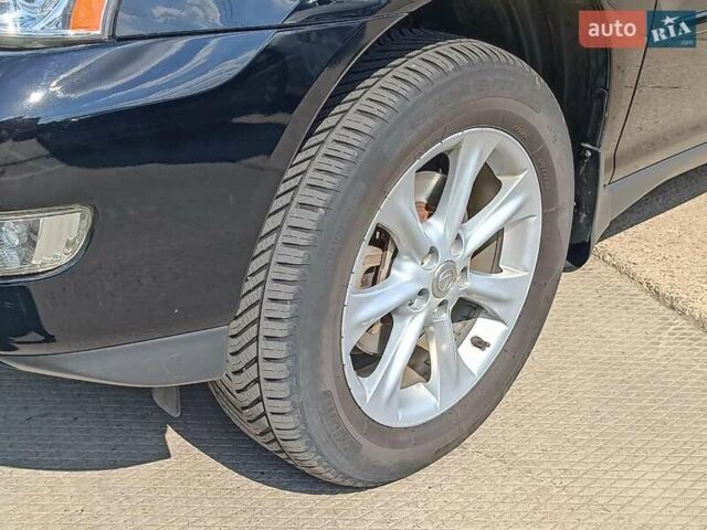 Черный Лексус РХ, объемом двигателя 3.5 л и пробегом 187 тыс. км за 11390 $, фото 5 на Automoto.ua