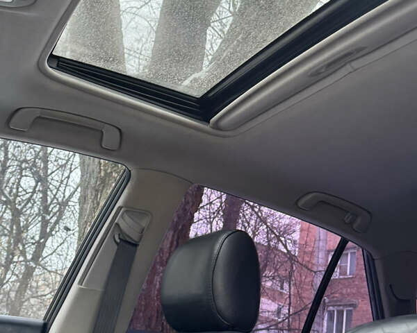 Черный Лексус РХ, объемом двигателя 3.46 л и пробегом 195 тыс. км за 11950 $, фото 156 на Automoto.ua