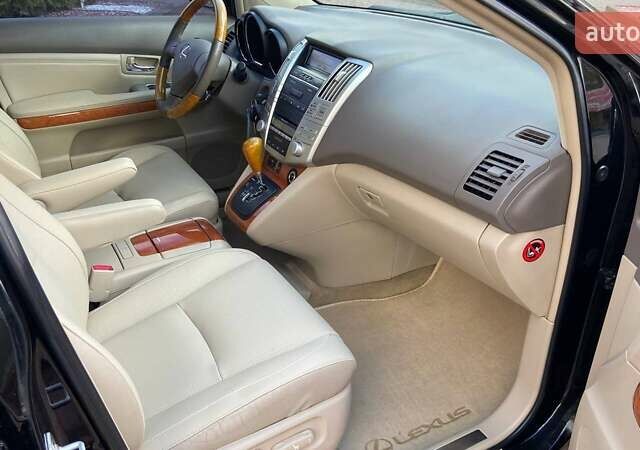 Черный Лексус РХ, объемом двигателя 3.46 л и пробегом 165 тыс. км за 11400 $, фото 7 на Automoto.ua