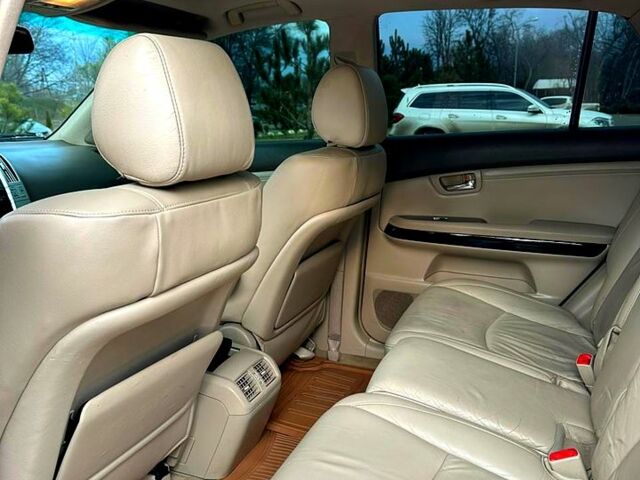 Черный Лексус РХ, объемом двигателя 3.5 л и пробегом 180 тыс. км за 12800 $, фото 7 на Automoto.ua