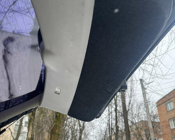 Черный Лексус РХ, объемом двигателя 3.46 л и пробегом 195 тыс. км за 11950 $, фото 96 на Automoto.ua