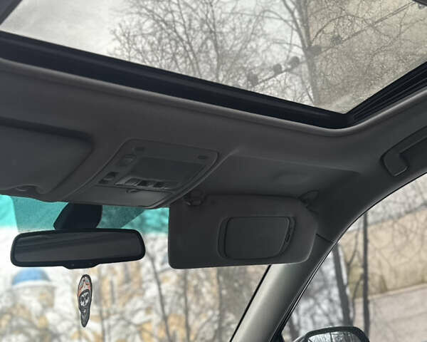 Черный Лексус РХ, объемом двигателя 3.46 л и пробегом 195 тыс. км за 11950 $, фото 141 на Automoto.ua