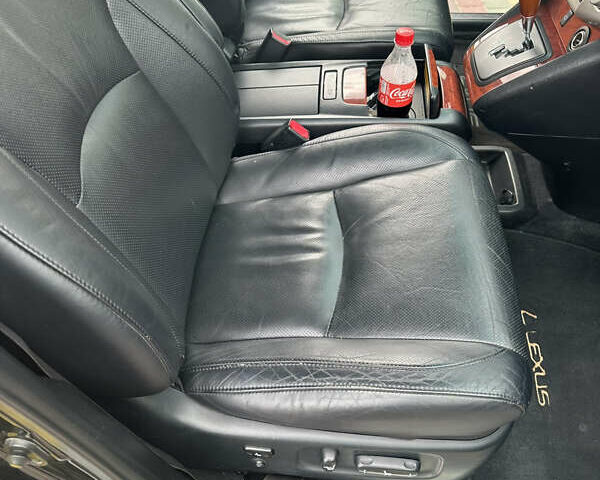 Черный Лексус РХ, объемом двигателя 3.51 л и пробегом 225 тыс. км за 12000 $, фото 23 на Automoto.ua