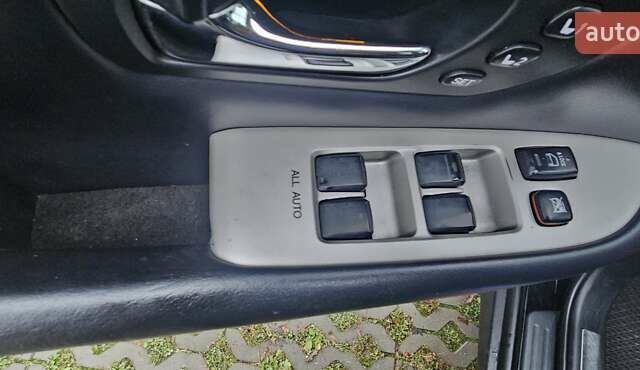 Чорний Лексус РХ, об'ємом двигуна 3.3 л та пробігом 163 тис. км за 12300 $, фото 18 на Automoto.ua