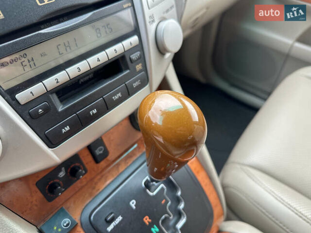 Чорний Лексус РХ, об'ємом двигуна 3.46 л та пробігом 227 тис. км за 12100 $, фото 61 на Automoto.ua