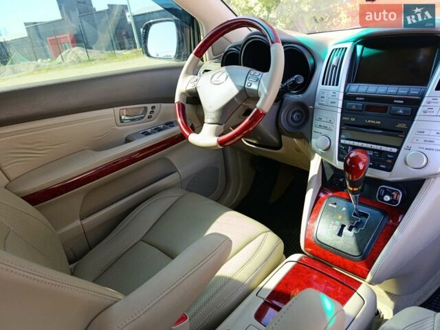 Черный Лексус РХ, объемом двигателя 3.46 л и пробегом 186 тыс. км за 12500 $, фото 9 на Automoto.ua