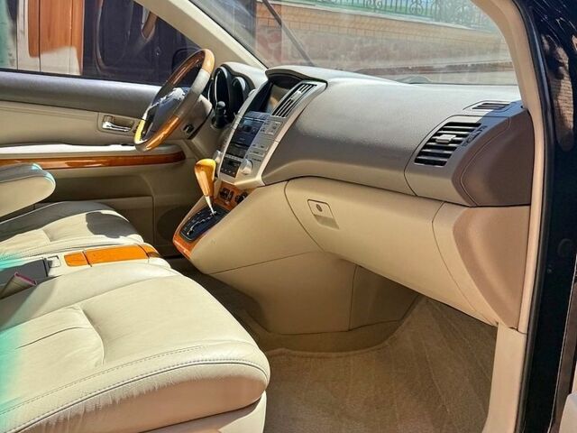 Черный Лексус РХ, объемом двигателя 3.46 л и пробегом 123 тыс. км за 12500 $, фото 6 на Automoto.ua