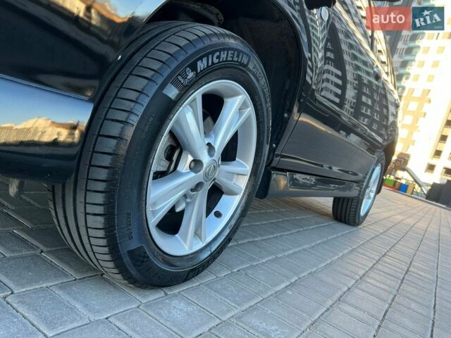 Чорний Лексус РХ, об'ємом двигуна 3.46 л та пробігом 182 тис. км за 12900 $, фото 11 на Automoto.ua